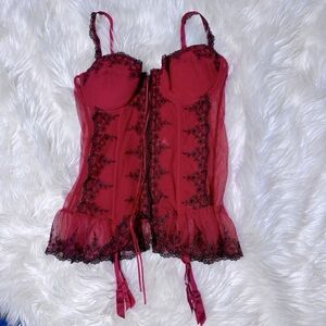 La vie en rose redblack mesh lingerie corset size 36C